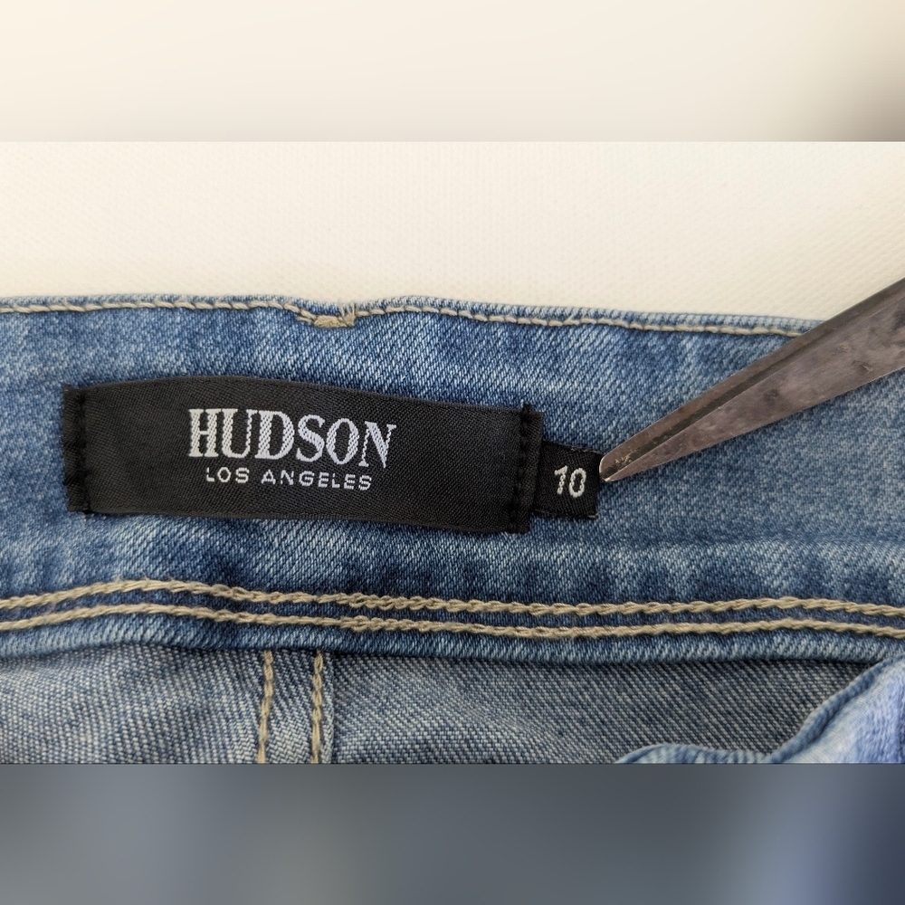 Hudson EUC women's Icey Blue Mid Rise Straight Leg Jeans Size 10 L 28" - Picture 12 of 13